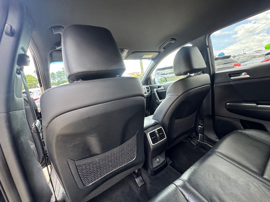 2020 Kia Sportage Image 19