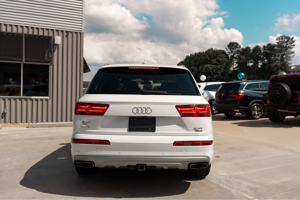2018 Audi Q7 Image 2