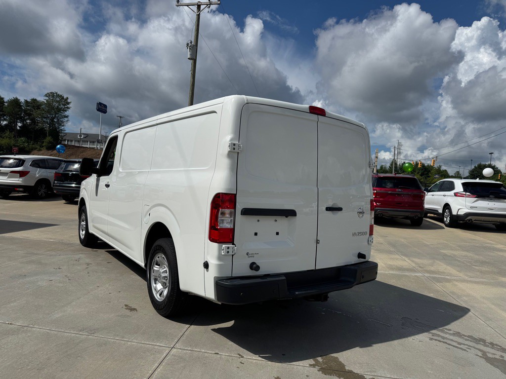 2020 Nissan NV Image 4