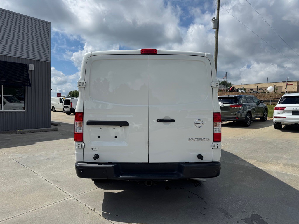 2020 Nissan NV Image 5