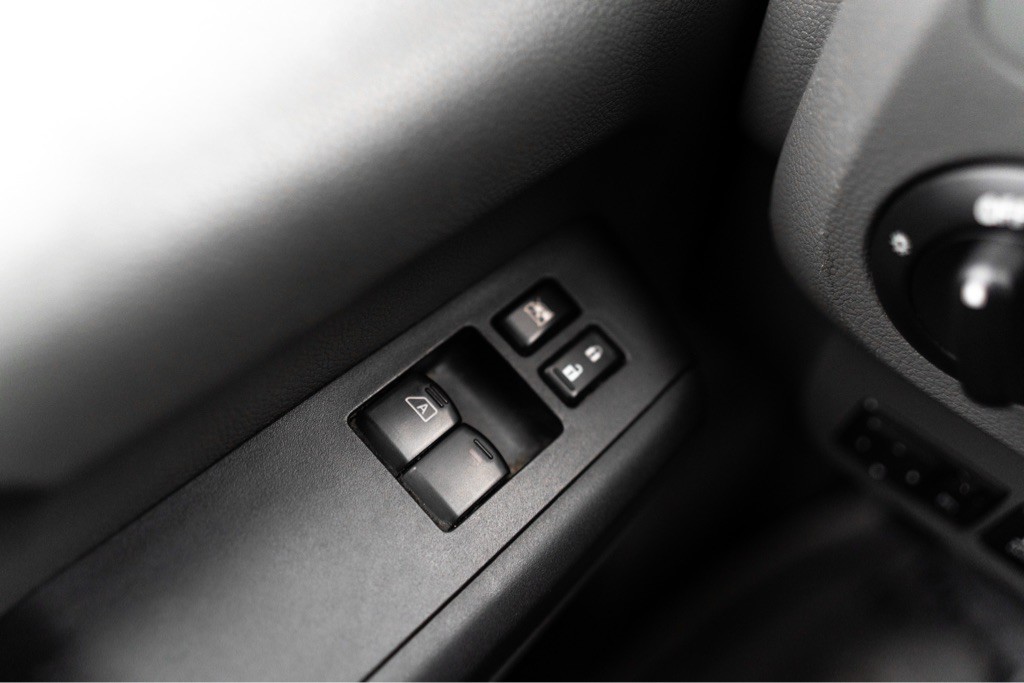 2020 Nissan NV Image 13