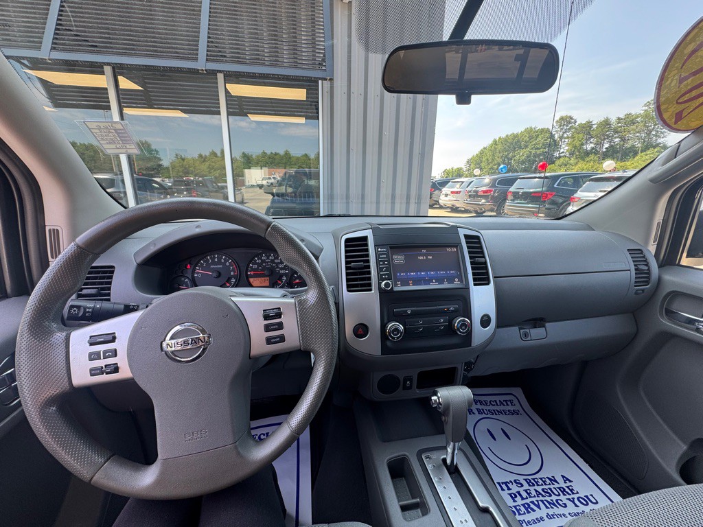 2019 Nissan Frontier Image 14