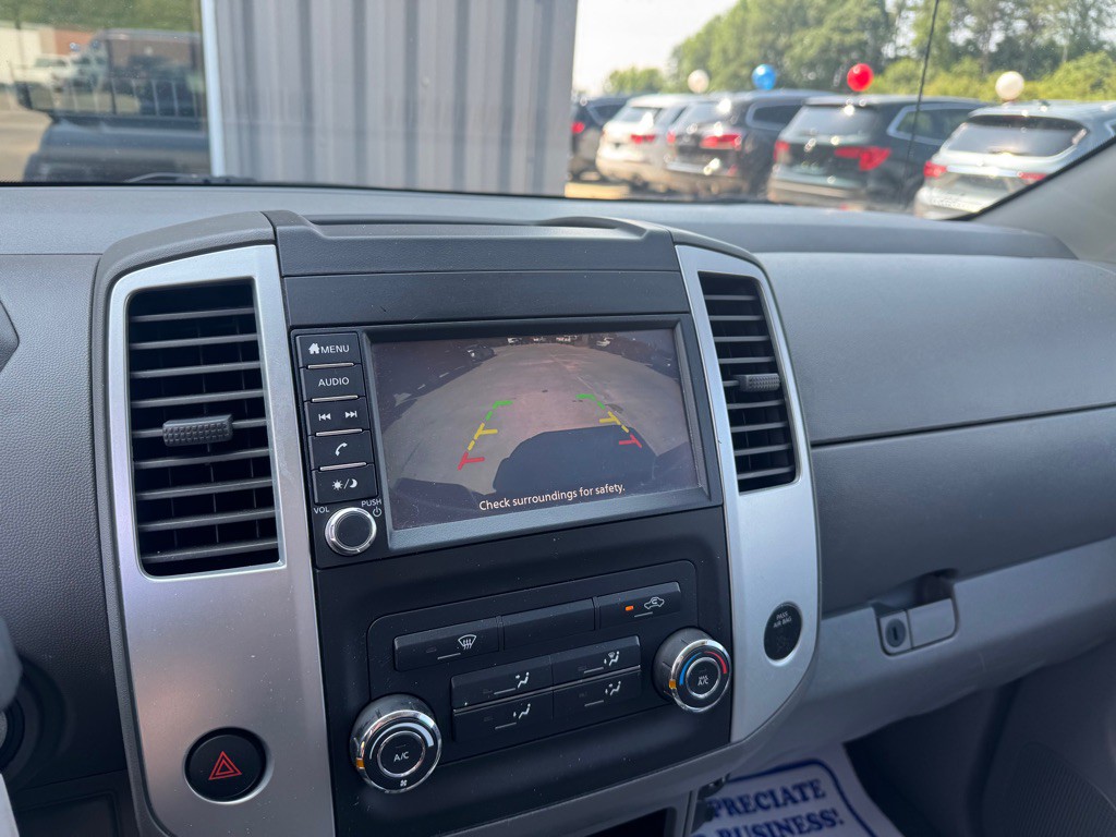 2019 Nissan Frontier Image 19