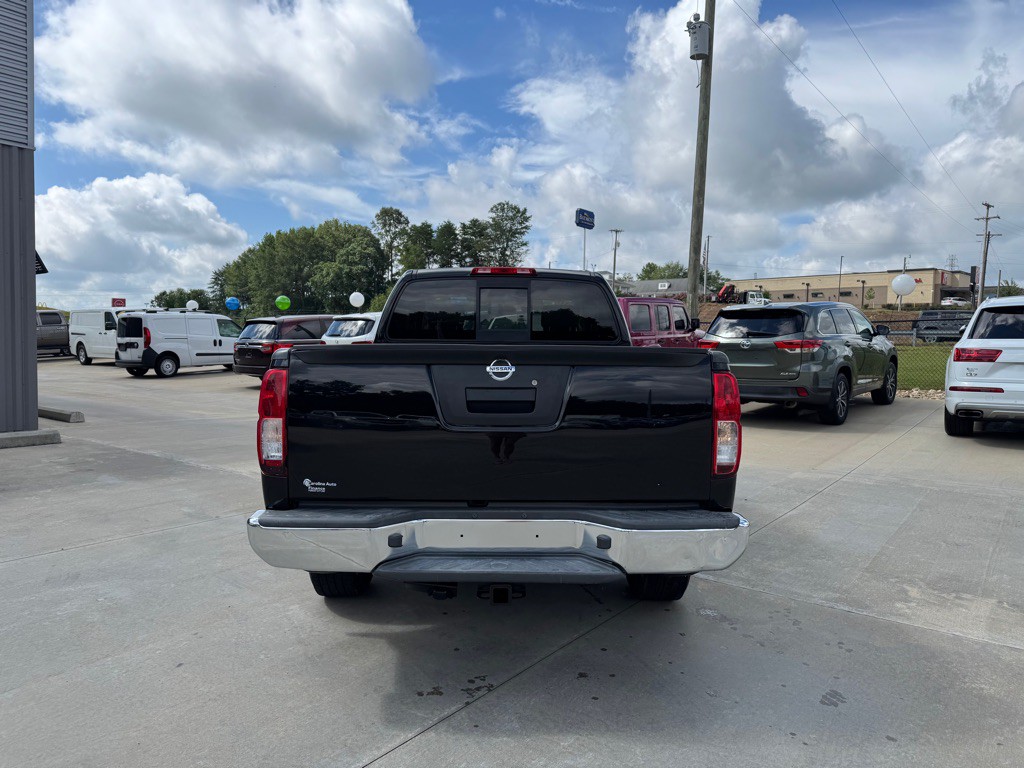 2016 Nissan Frontier Image 4