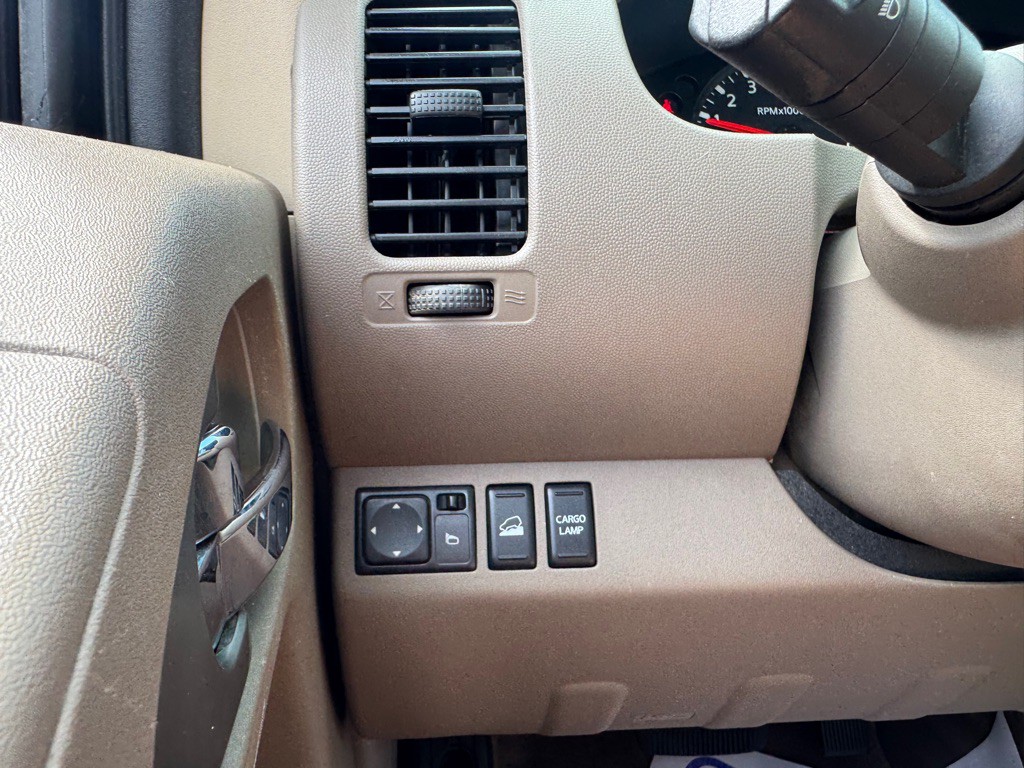2016 Nissan Frontier Image 15