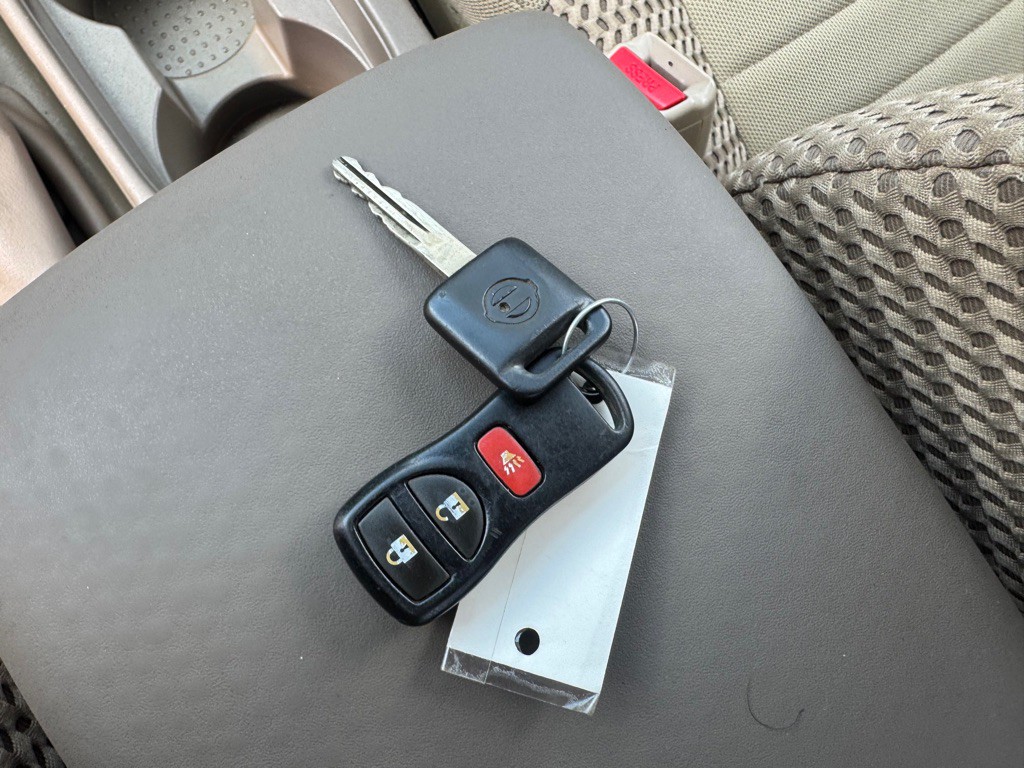 2016 Nissan Frontier Image 18