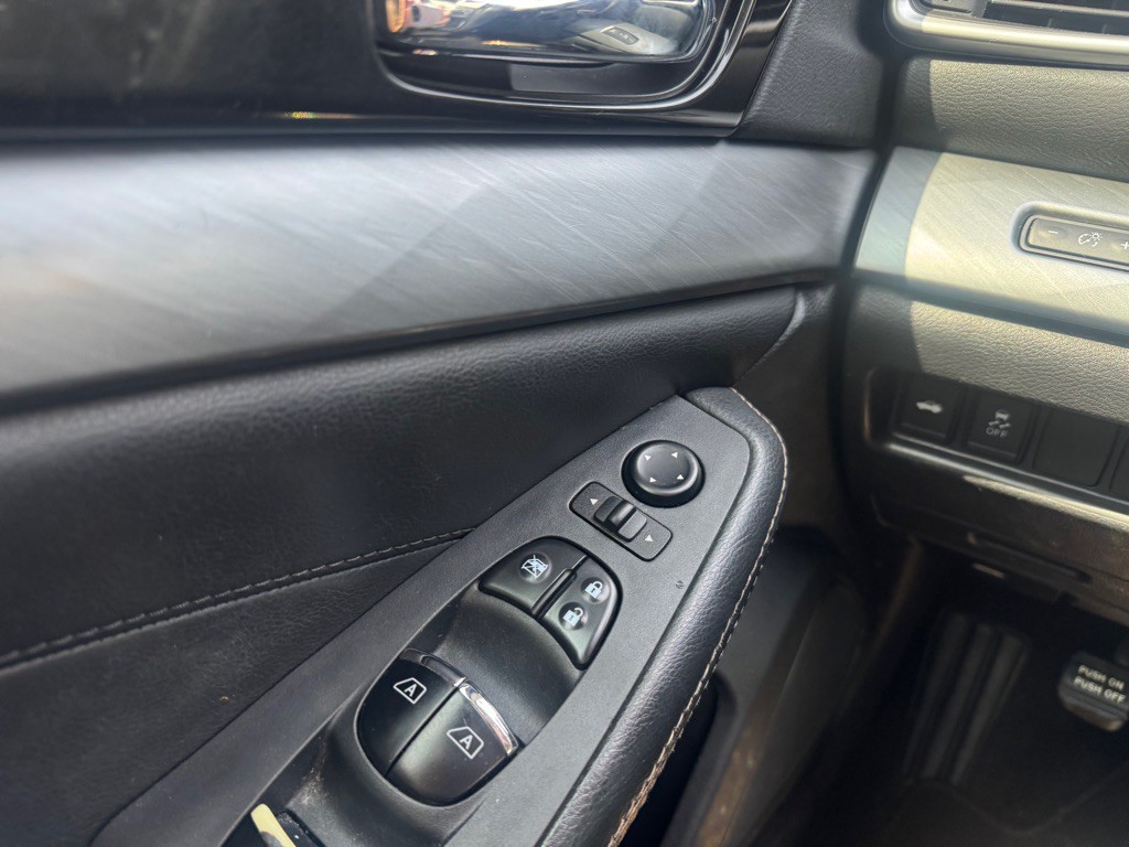 2018 Nissan Maxima Image 15