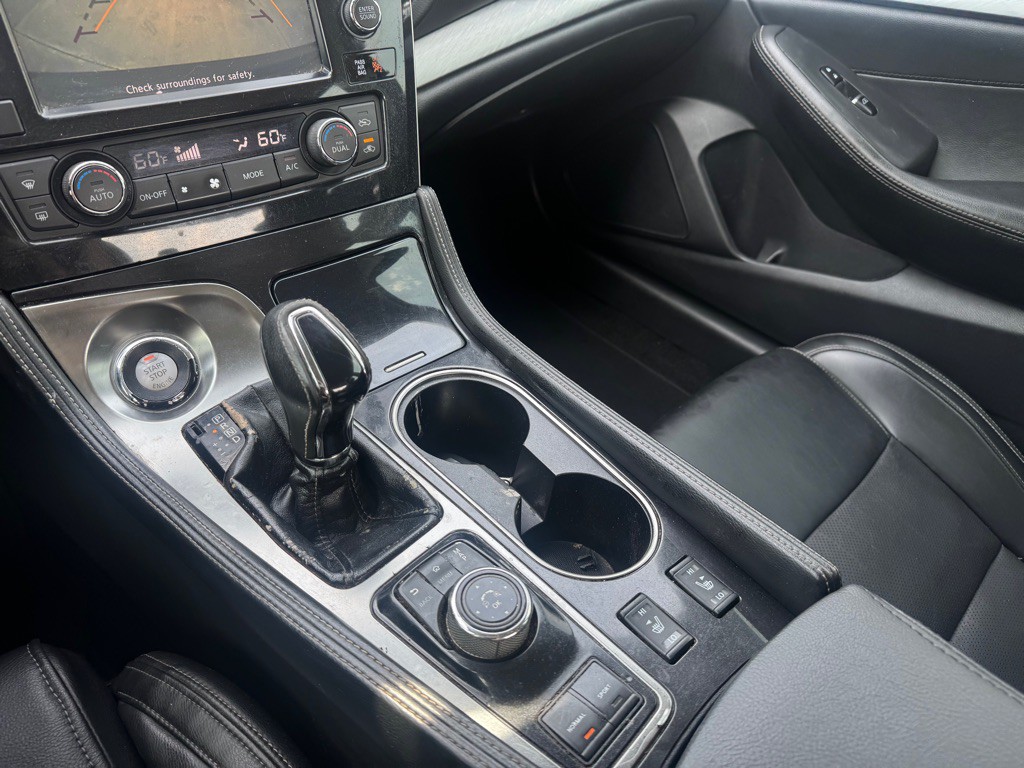 2018 Nissan Maxima Image 17