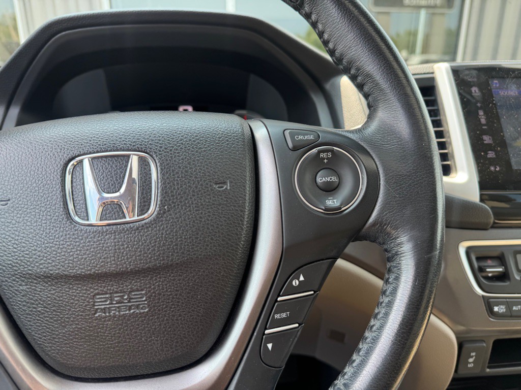 2017 Honda Pilot Image 15