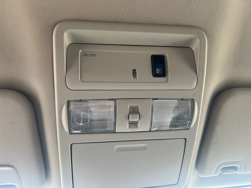 2017 Nissan Titan Image 22