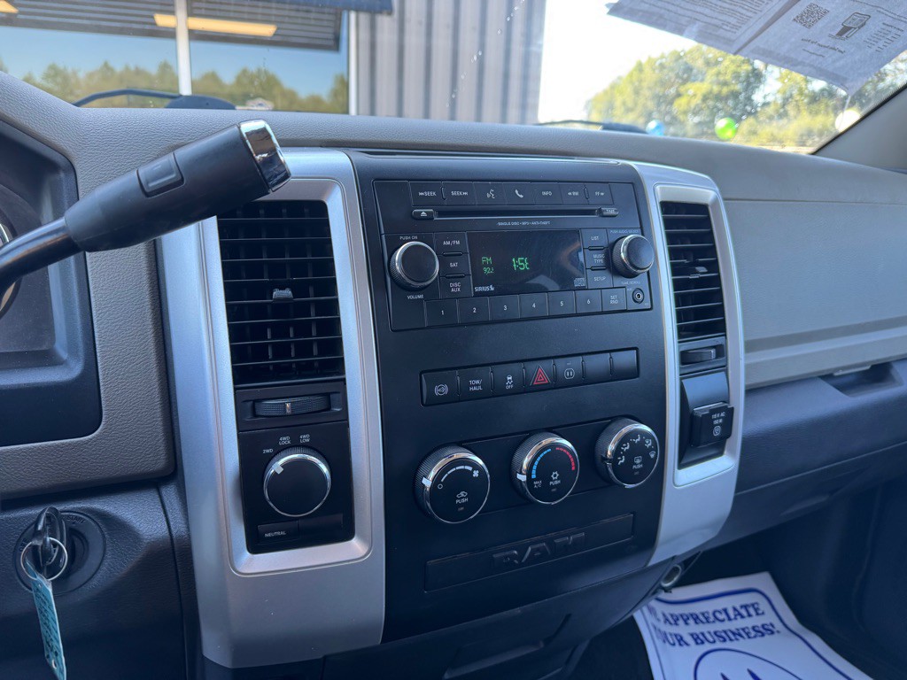 2012 Dodge Ram 3500 Image 12