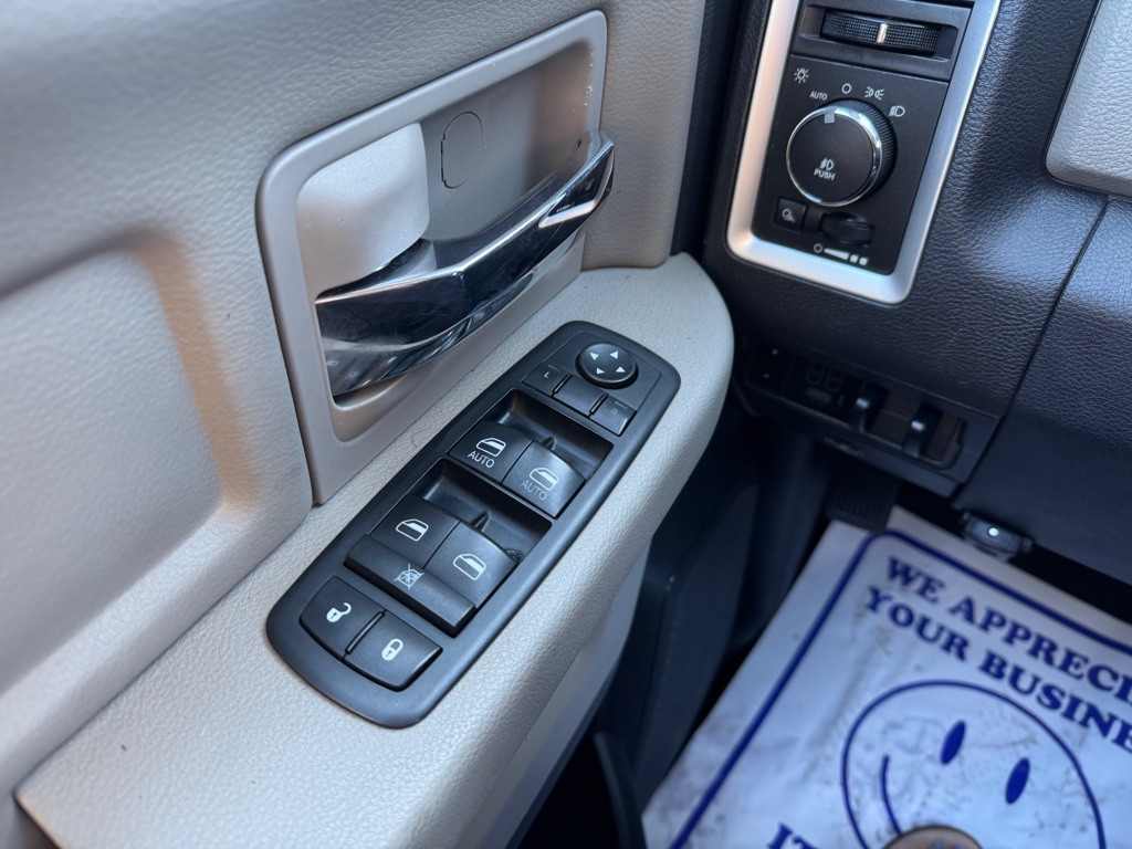 2012 Dodge Ram 3500 Image 17