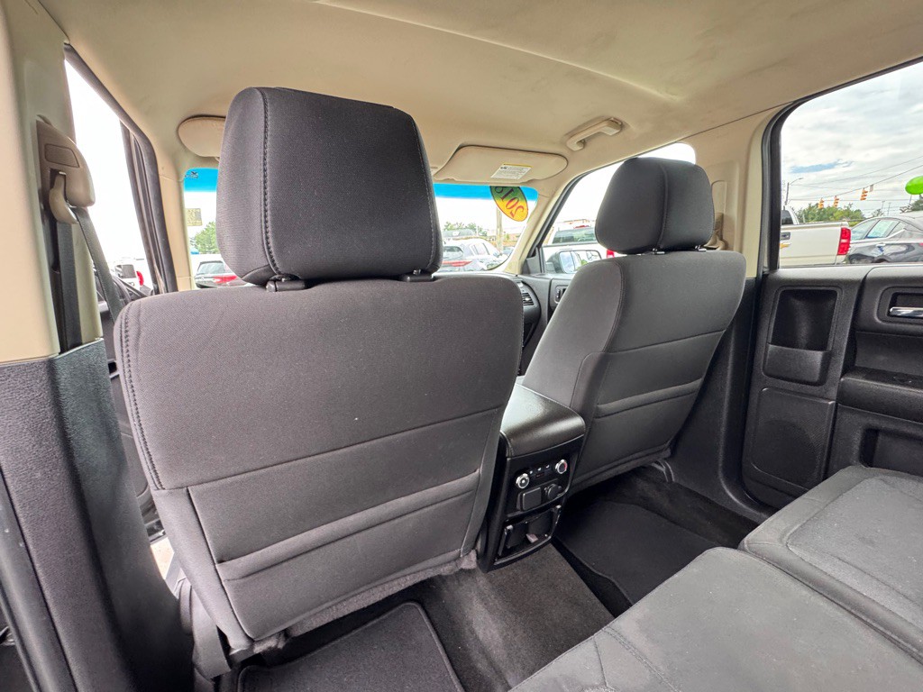 2018 Ford Flex Image 9