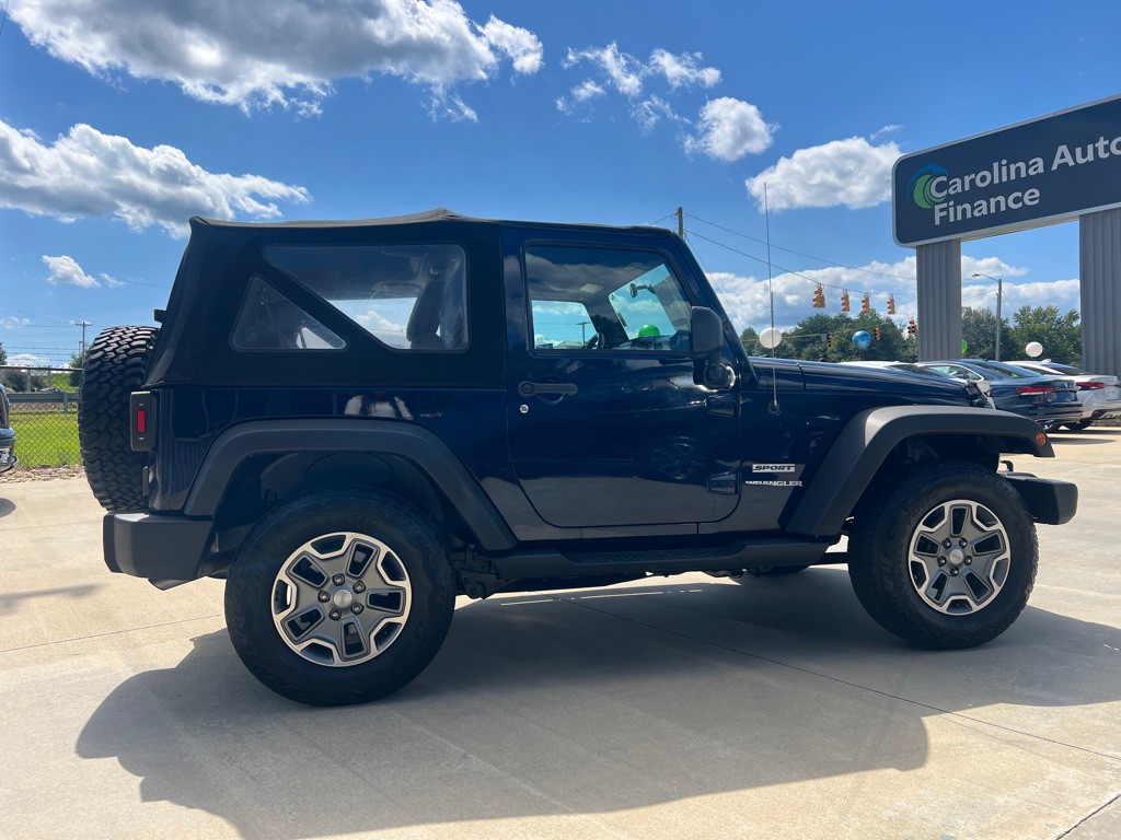 2013 Jeep Wrangler Image 3