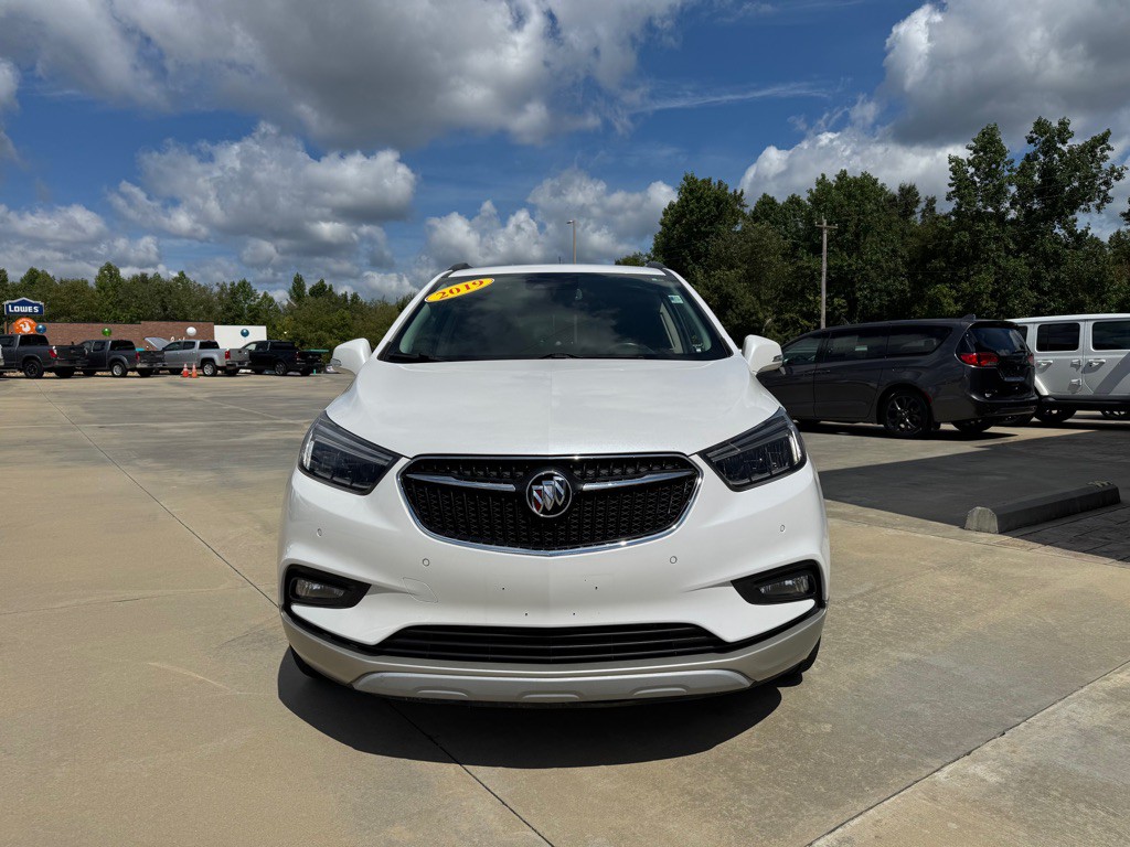 2019 Buick Enclave Image 2