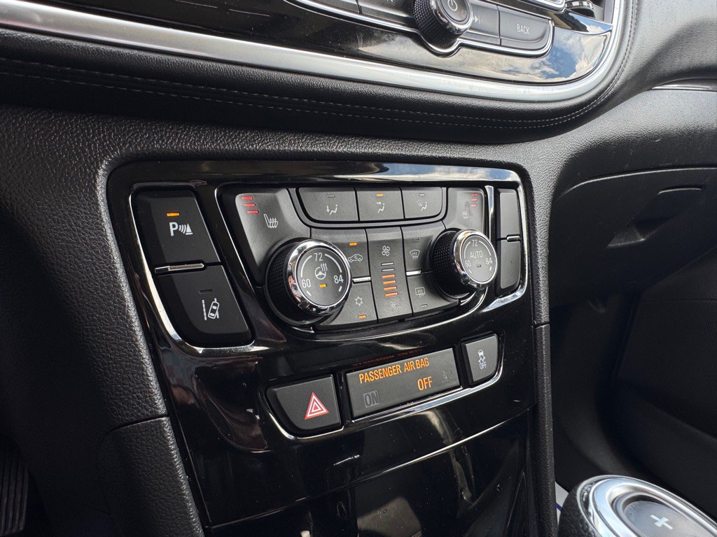 2019 Buick Enclave Image 17