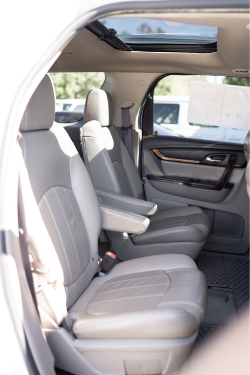 2016 GMC Acadia Image 9
