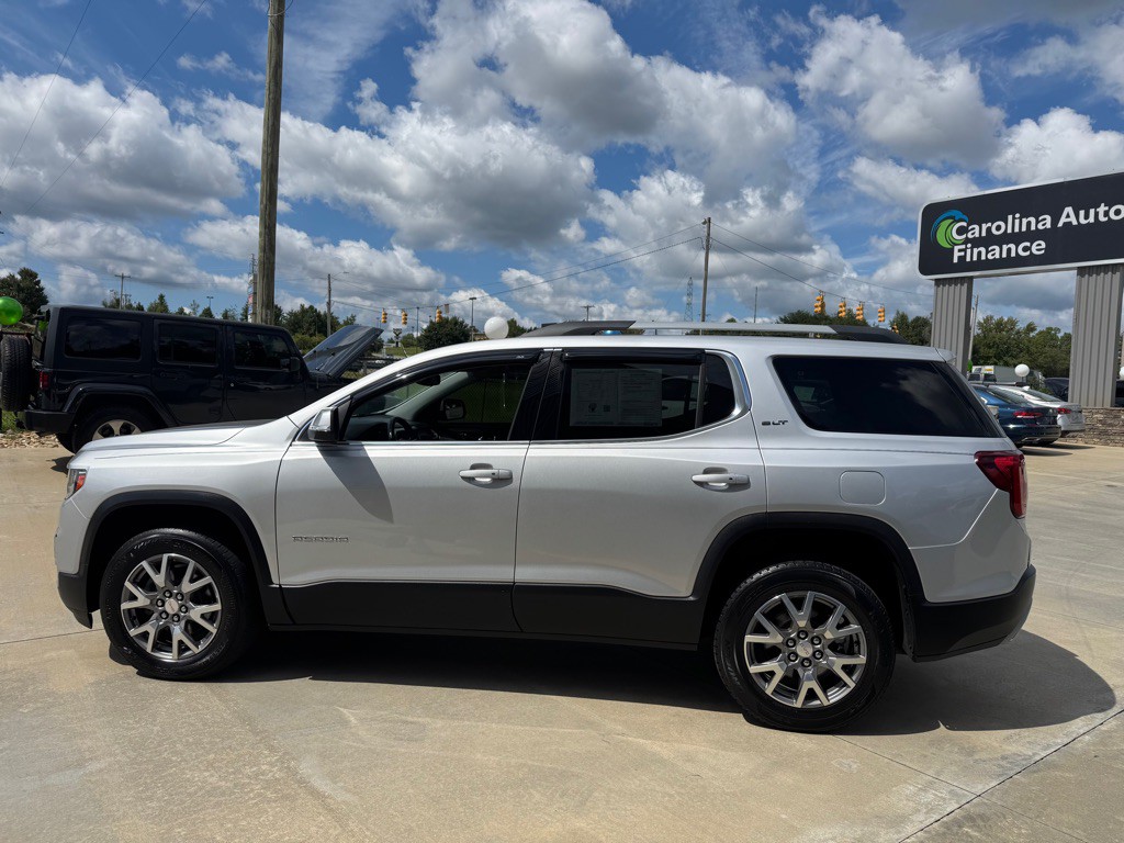2020 GMC Acadia Image 2