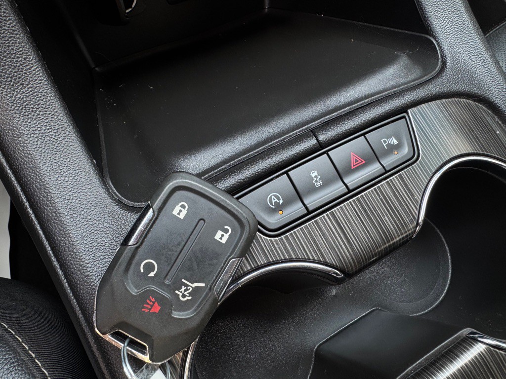 2020 GMC Acadia Image 26