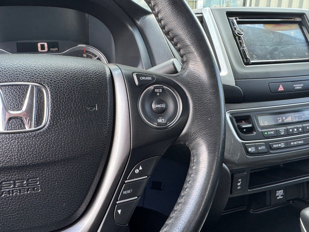 2017 Honda Ridgeline Image 11