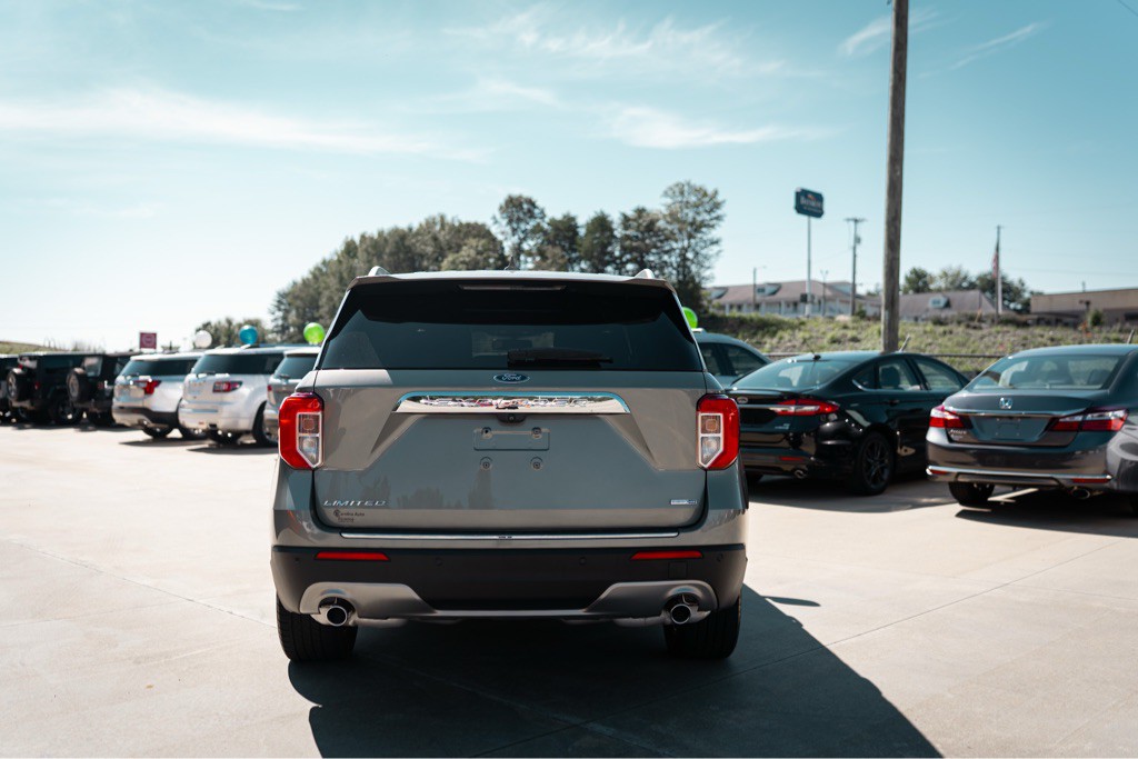 2020 Ford Explorer Image 5