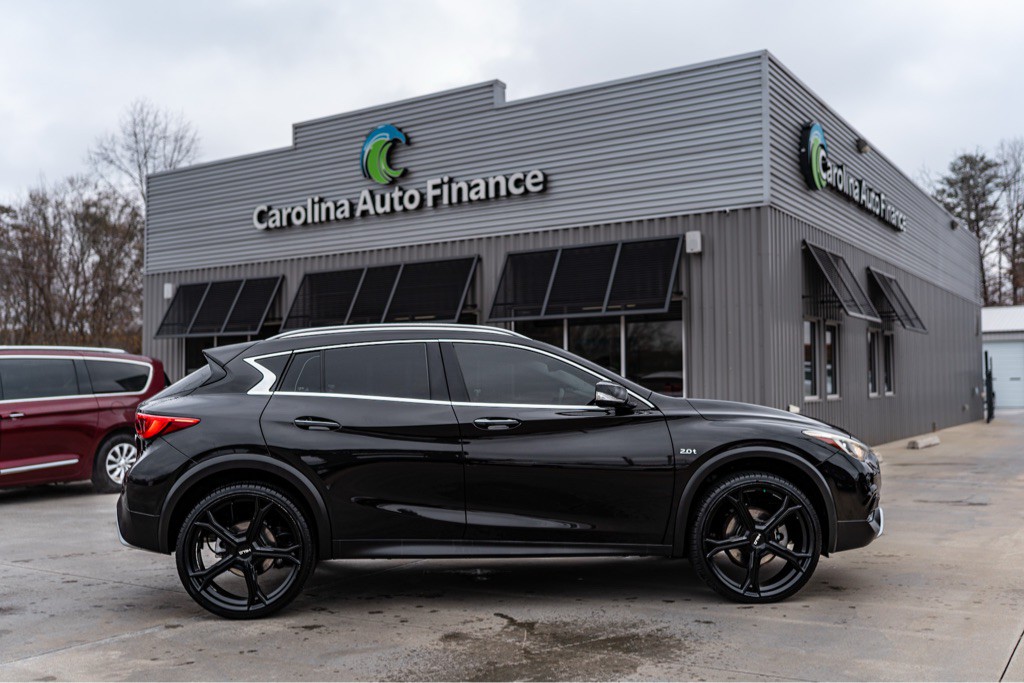 2019 INFINITI QX30 Image 6