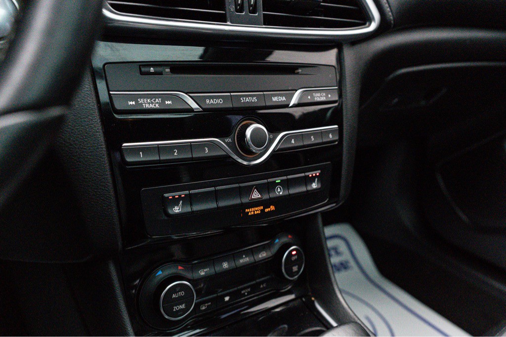 2019 INFINITI QX30 Image 19