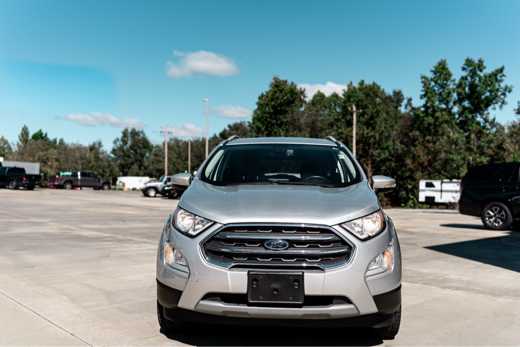 2020 Ford Econoline Image 2