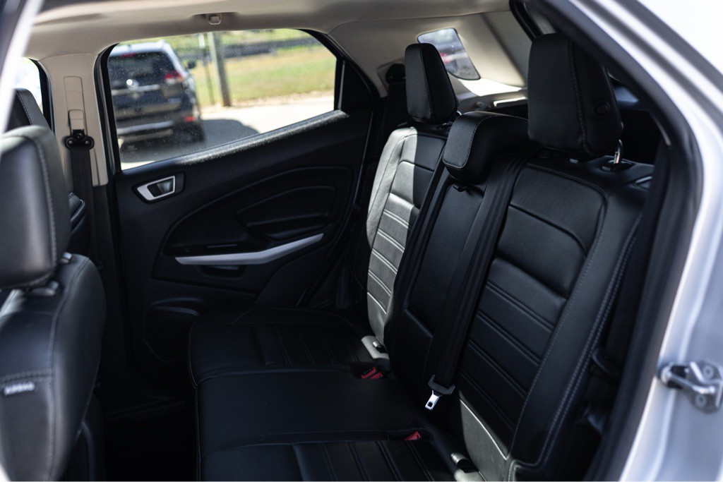 2020 Ford Econoline Image 9