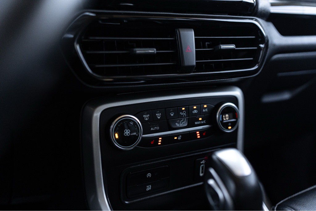 2020 Ford Econoline Image 11