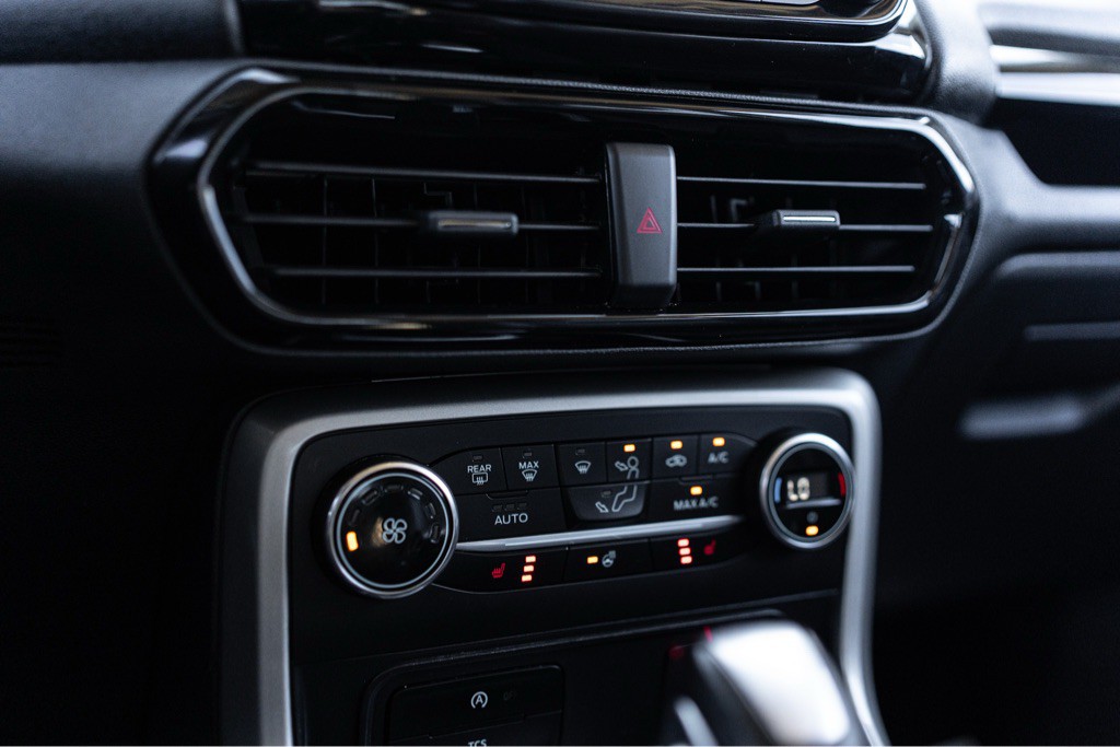 2020 Ford Econoline Image 15