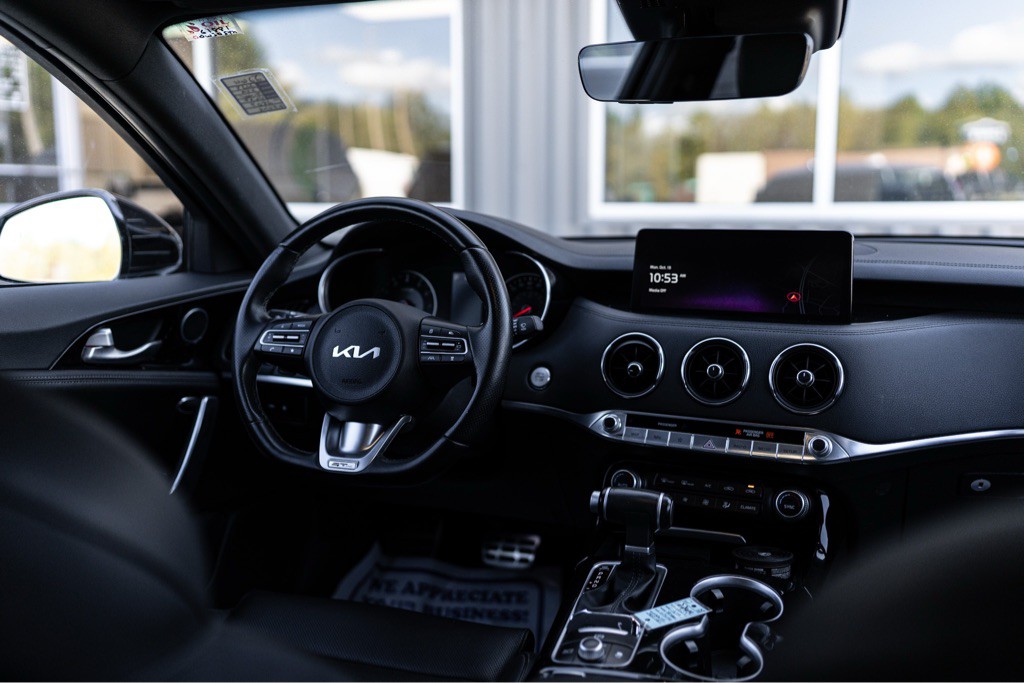 2023 Kia Stinger Image 7