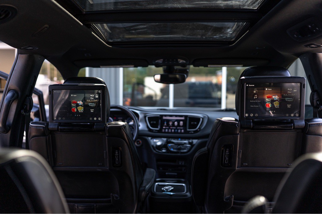 2019 Chrysler Pacifica Image 9
