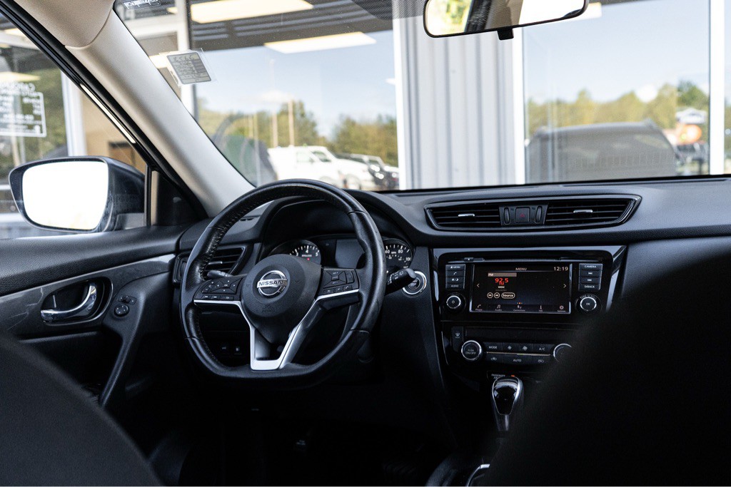 2018 Nissan Rogue Image 7