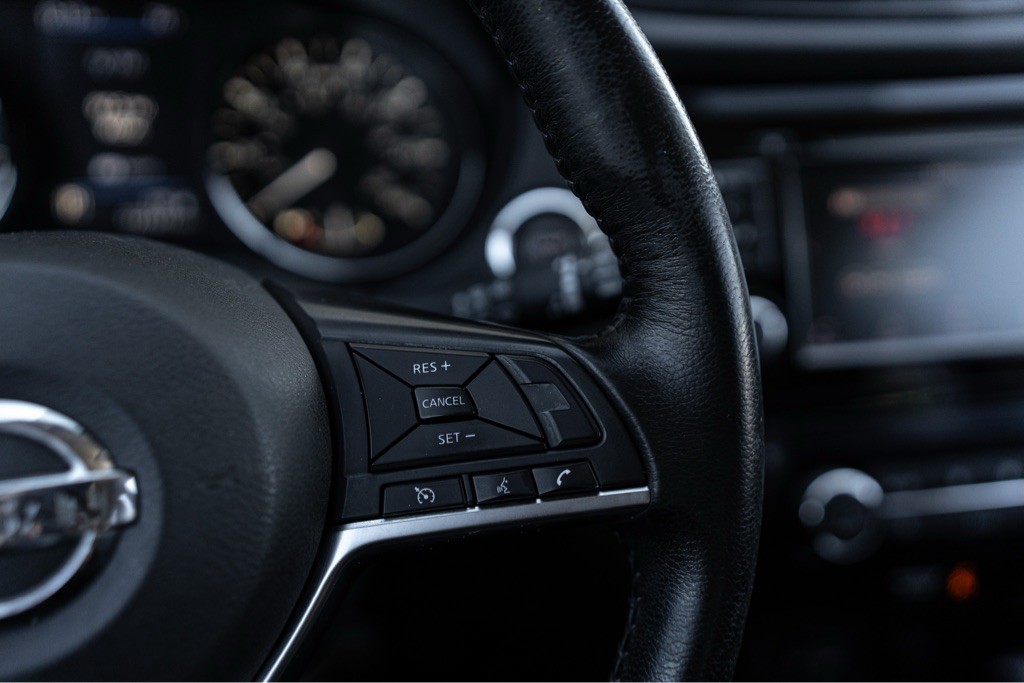 2018 Nissan Rogue Image 12