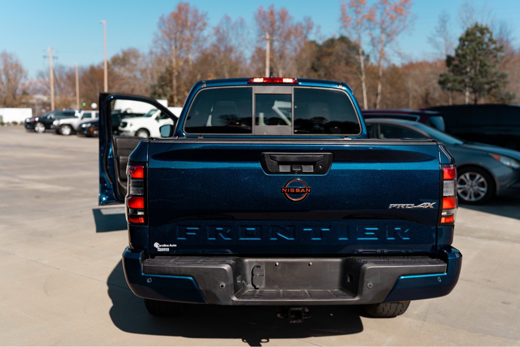 2022 Nissan Frontier Image 6