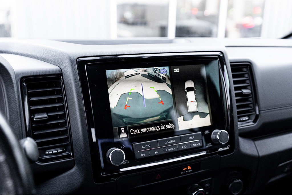 2022 Nissan Frontier Image 24