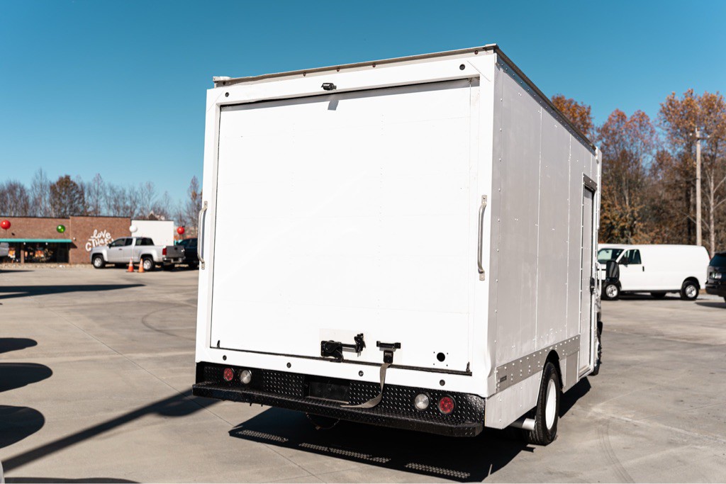 2021 Ford Econoline Image 5