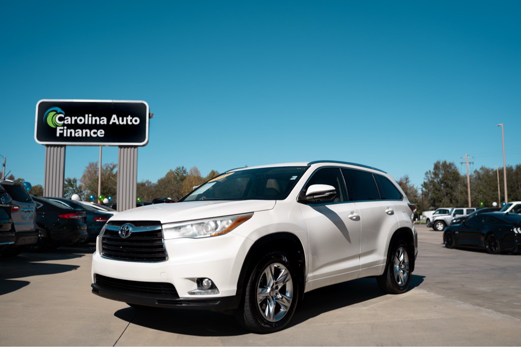 2015 Toyota Highlander Image 1