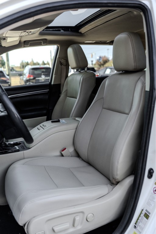 2015 Toyota Highlander Image 7