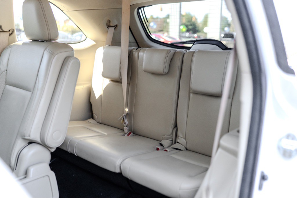 2015 Toyota Highlander Image 9