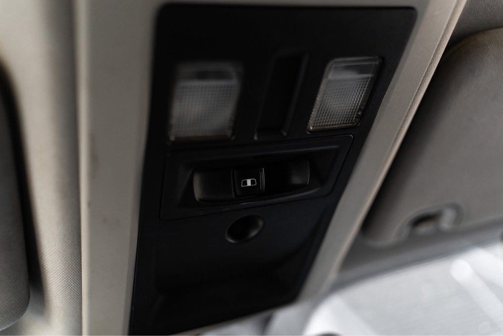 2016 RAM 3500 Image 9