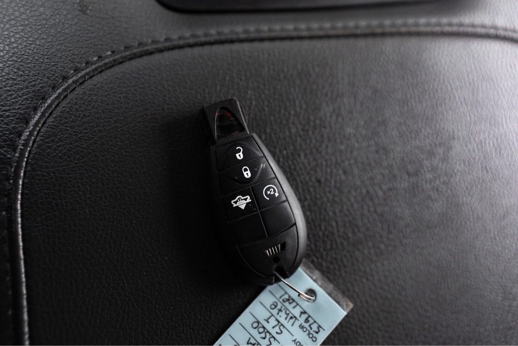 2016 RAM 3500 Image 14