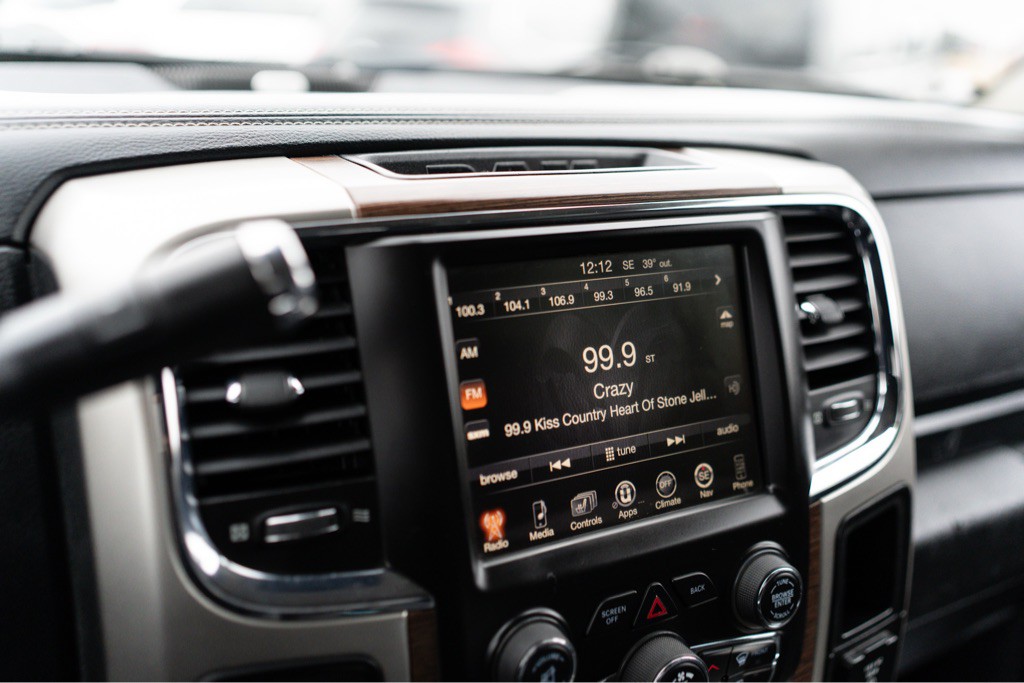 2016 RAM 3500 Image 13