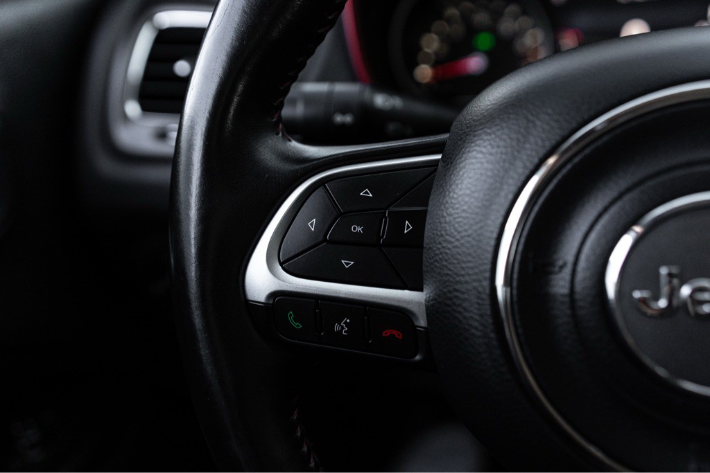 2018 Jeep Compass Image 12