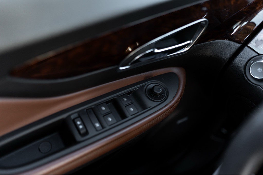 2016 Buick Enclave Image 14