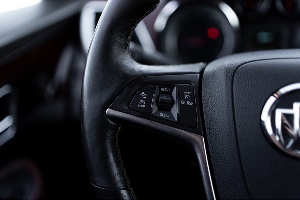 2016 Buick Enclave Image 17