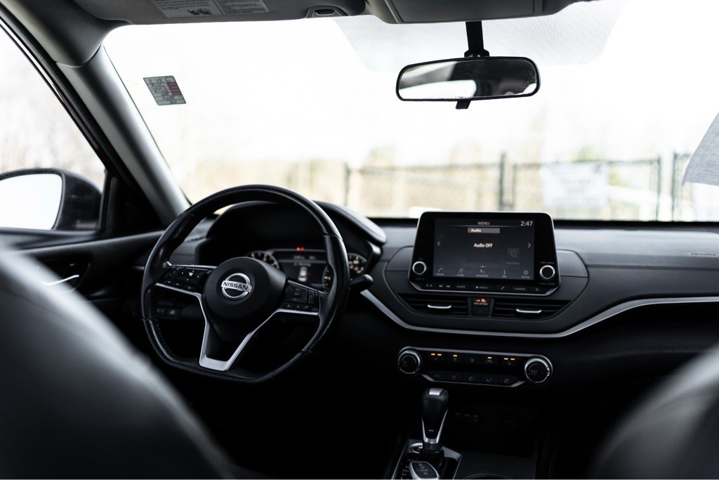 2019 Nissan Altima Image 7