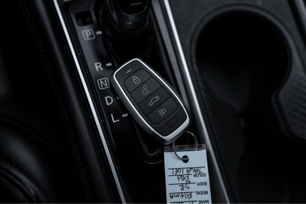 2019 Nissan Altima Image 19