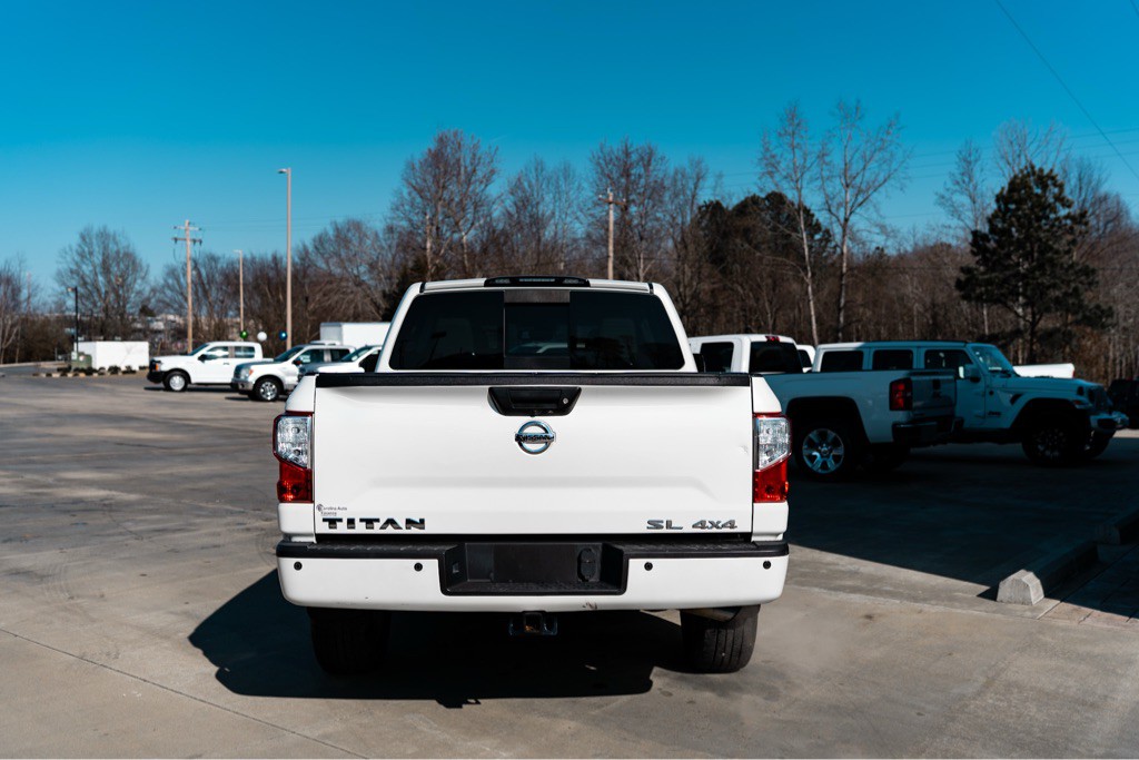 2019 Nissan Titan Image 6